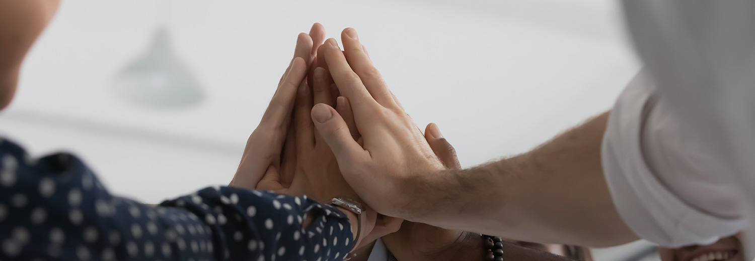 더불어 성장하고 행복을 나누는 기업